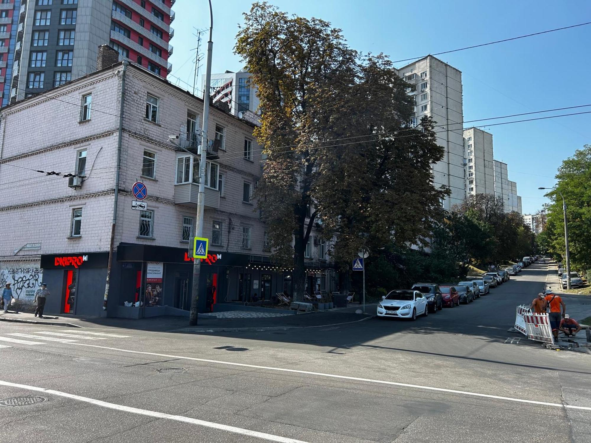 Apartment Near Train Station And Close To City Center Kiev Buitenkant foto